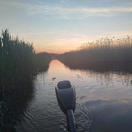 Pfahlbau Sunset I Toplage Elektroboot Inklusive Rust Esterno foto